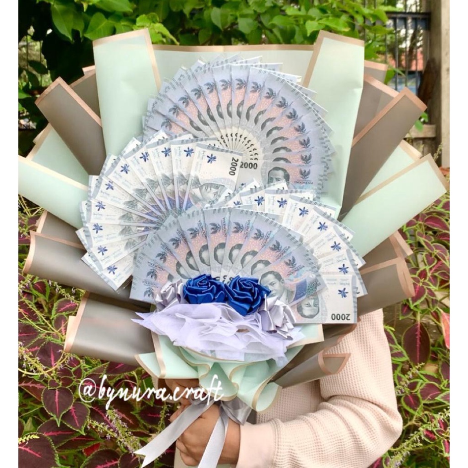 BUKET UANG PECAHAN 2000/MONEY BOUQUET/BUKET MURAH