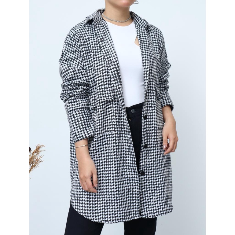 Kemeja Oversize Hadid - 2201.02.175