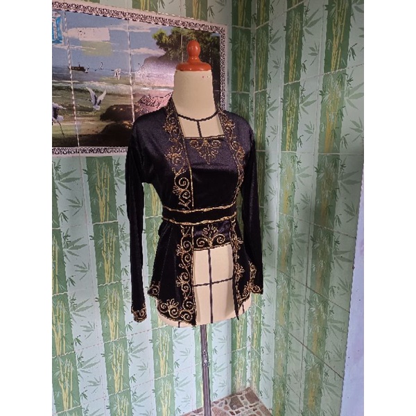 kebaya domas bludru+sabuk