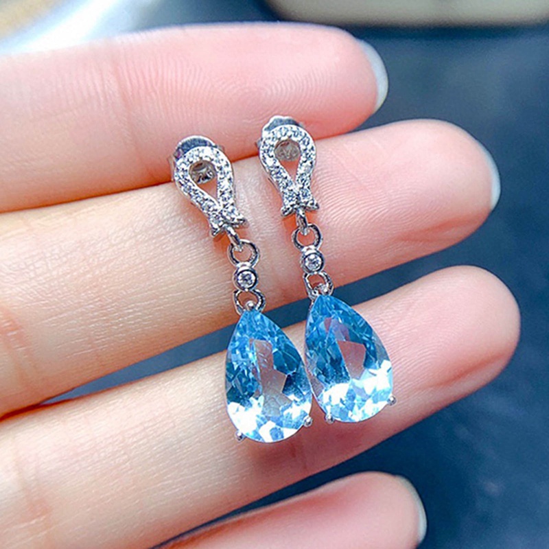 Temperamen Sky Blue Pear Cubic Zirconia Drop Earrings Metal Warna Perak Halus Anting Pertunangan Untuk Wanita Pesta Perhiasan Trendi