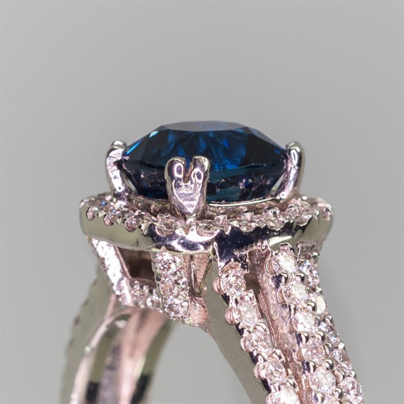 Goldkingdom Aksesoris Perhiasan Fashion Ready Stock Ringan Mewah Industri Berat Bertatahkan Zirkon Biru Cincin Mewah Perempuan Di Eropa Dan Amerika