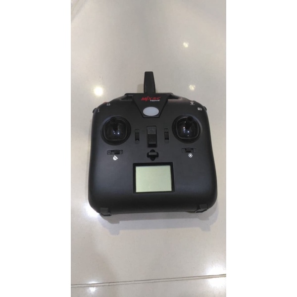 

Jual Transmitter Remote Controller B2W Bugs 2W GR304 Berkualitas