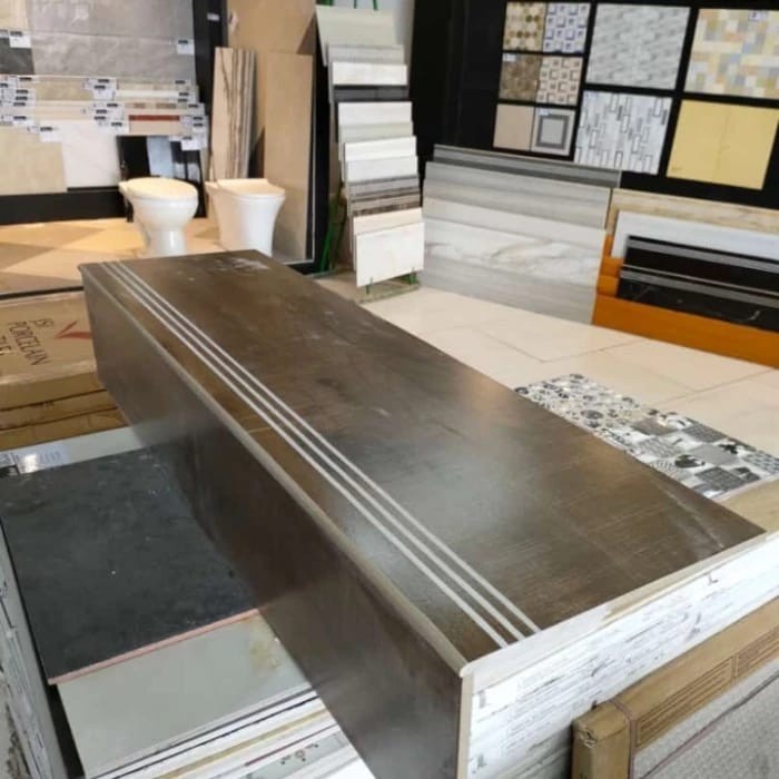 granit pijakan tangga 40x130 20x130 motif kayu.