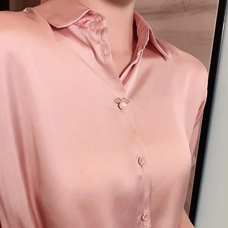 [Harga Grosir] Ladies's Silk Scarf Buckle Airy Bee Pearl Bros Pakaian Pribadi Tetap Gesper Lucu Lapel Pin Hias