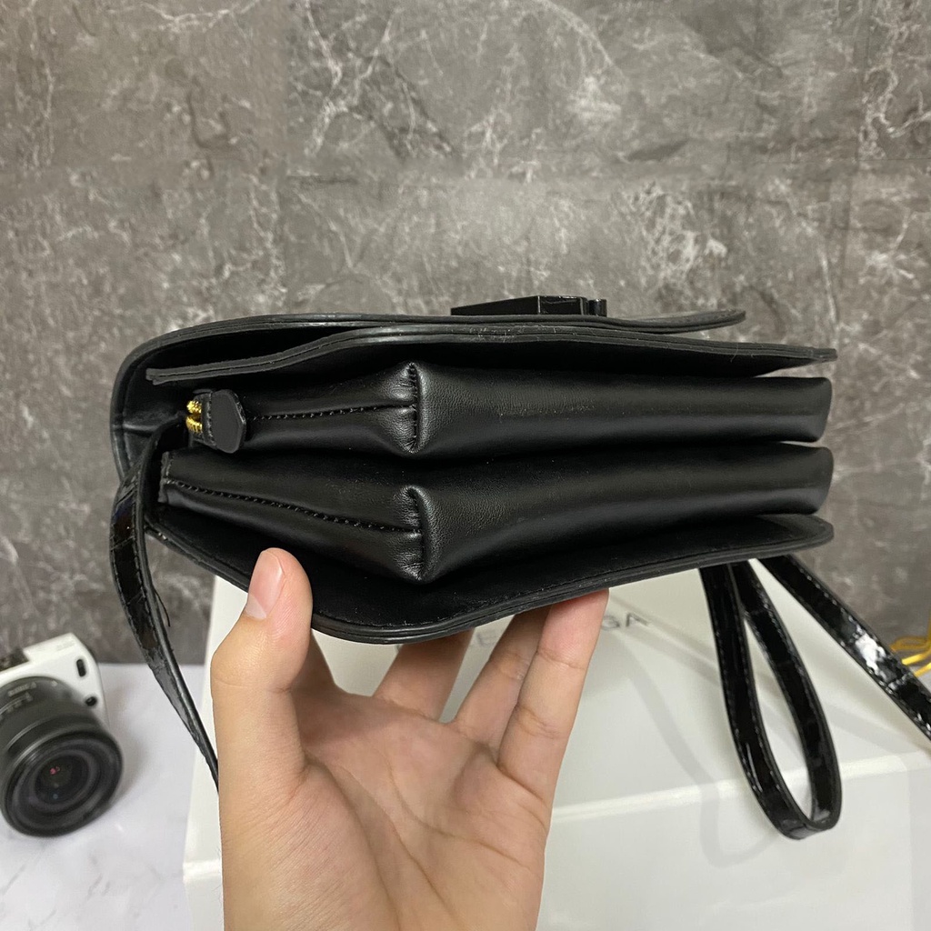 BLCG Embossed Croc B Crossbody Bag 6742 (FreeKantongKain+Bubble Wrap)