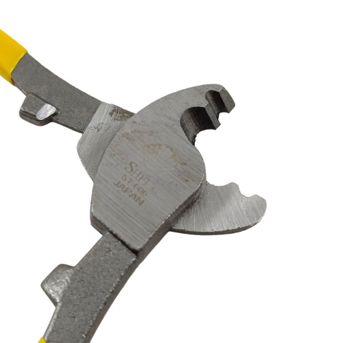 Tang Potong Kabel 6 inch Cable Cutter Deli ST606 150mm