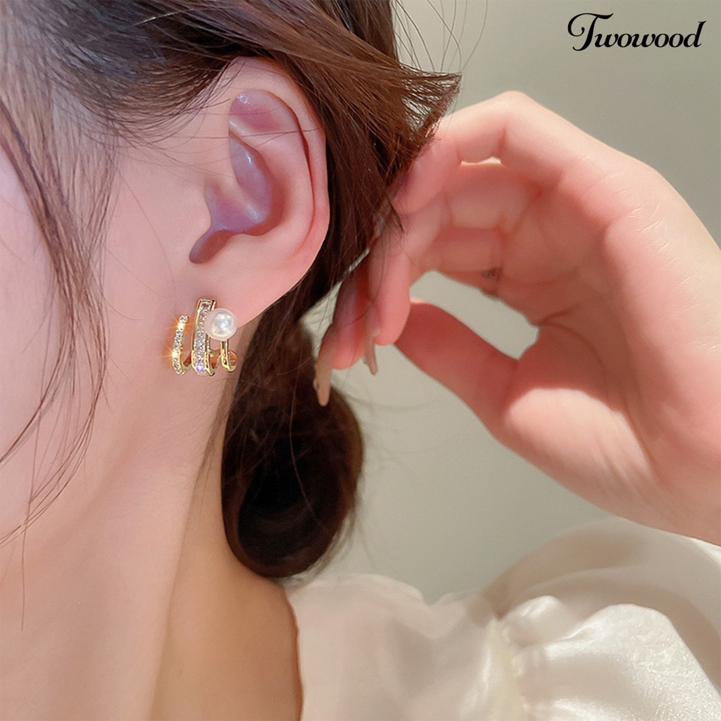 Twowood 1pasang Ear Studs Temperamen Sederhana Mutiara Imitasi Mengkilap Berlian Imitasi Bertatahkan Berdandan Hadiah Yang Indah Wanita Tiga Cakar Baris Stud Anting Perhiasan Pesta Aksesori Fashion