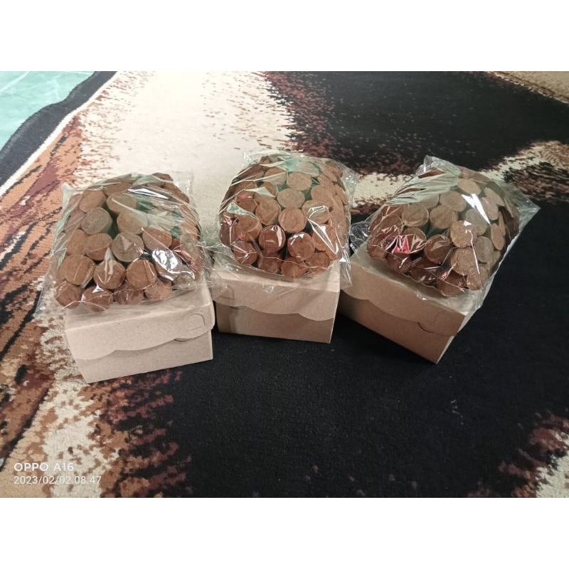 dupa kerucut wangi