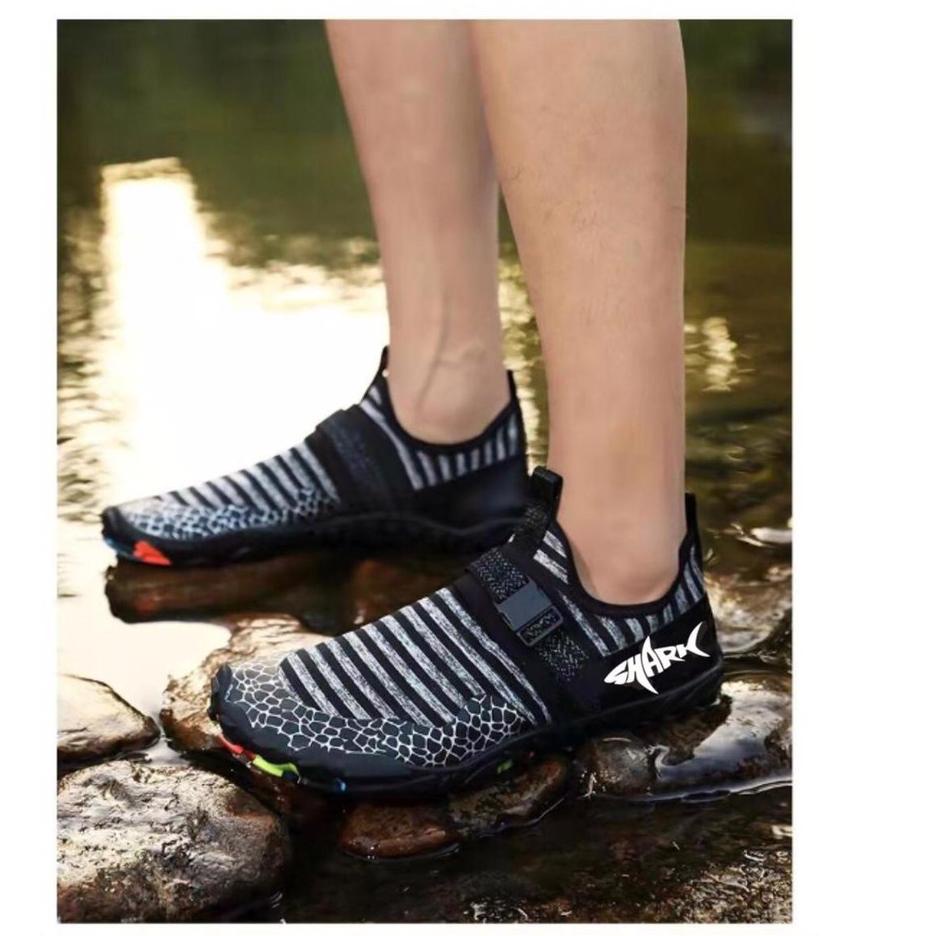 ⅍ Sepatu Mancing / Sepatu Pantai Pria Slip On Anti Karang ✱