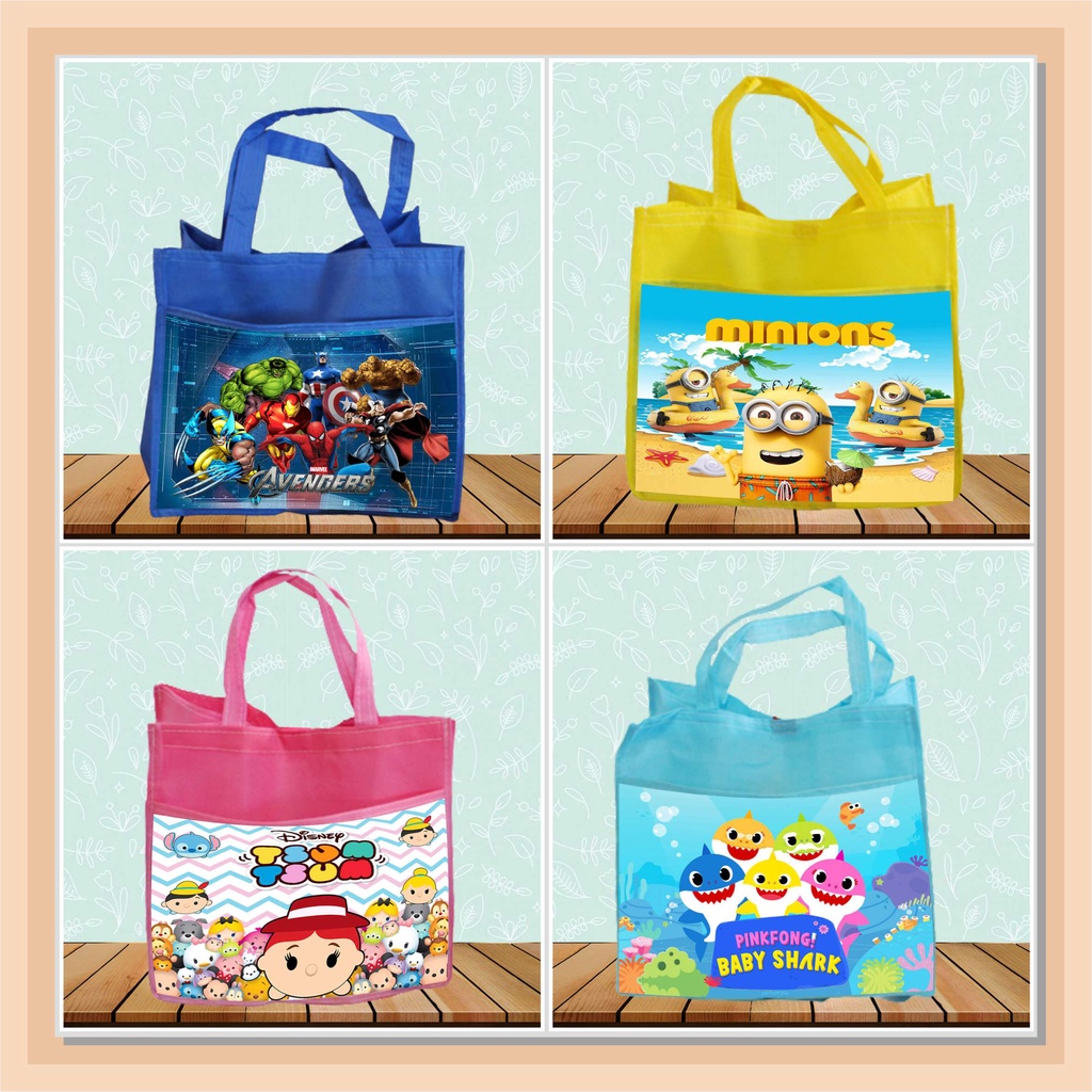 

GOODIE BAG TAS BINGKISAN SNACK ULANG TAHUN ANAK MUAT KOTAK BENTO BANYAK KARAKTER MODEL KANTONG LANGSUNG KIRIM