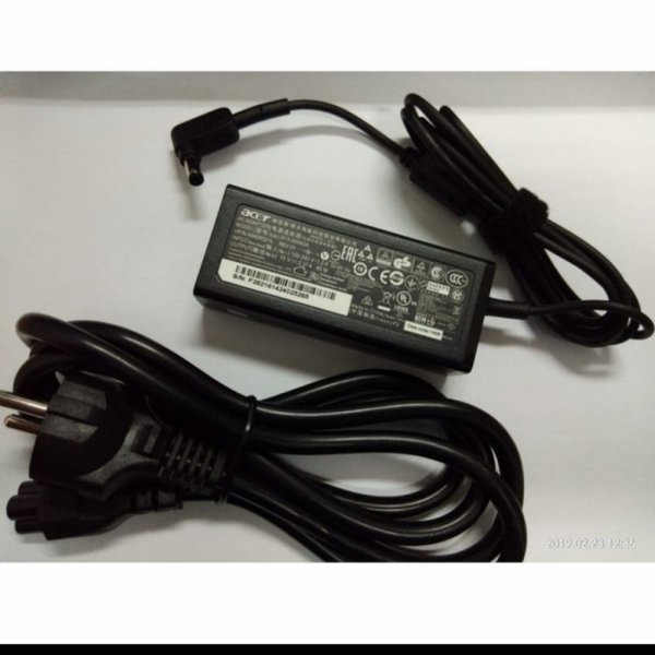 Adaptor Acer Aspire E5-522 E5-721 E5-532 E5-573 19V 2.37A dc 5.5 1.7mm