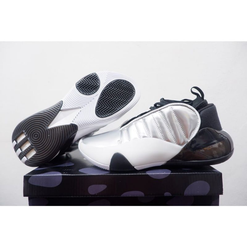 SEPATU BASKET ADIDAS HARDEN 7 LOW CHROME