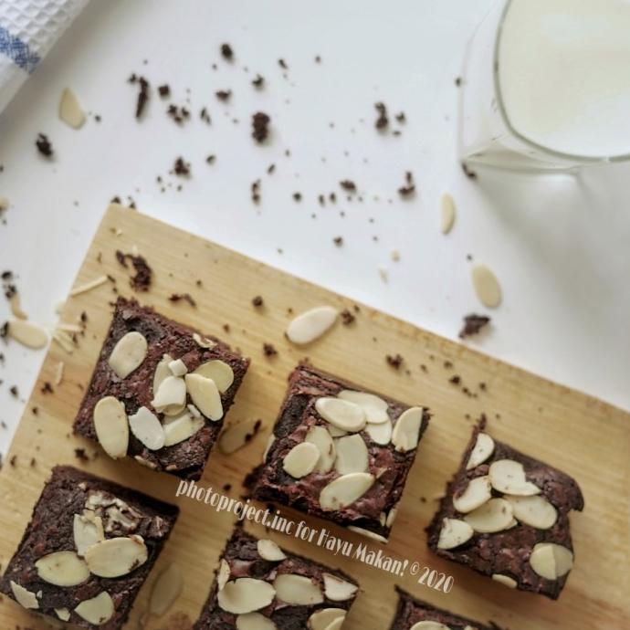 

Brownies Almond TERLARIS