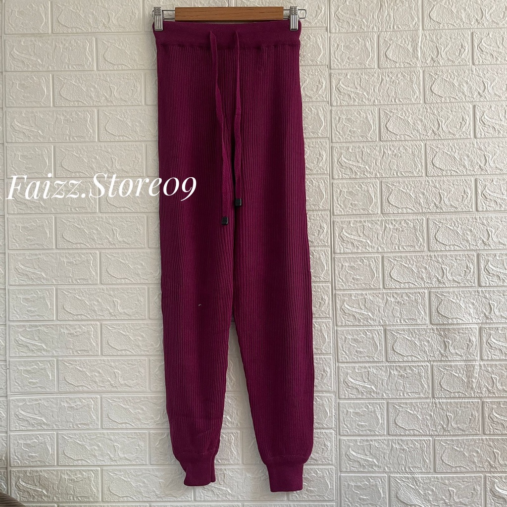 JOGGER CELANA BAHAN RAJUT WANITA MOTIF GARIS GARIS WANITA