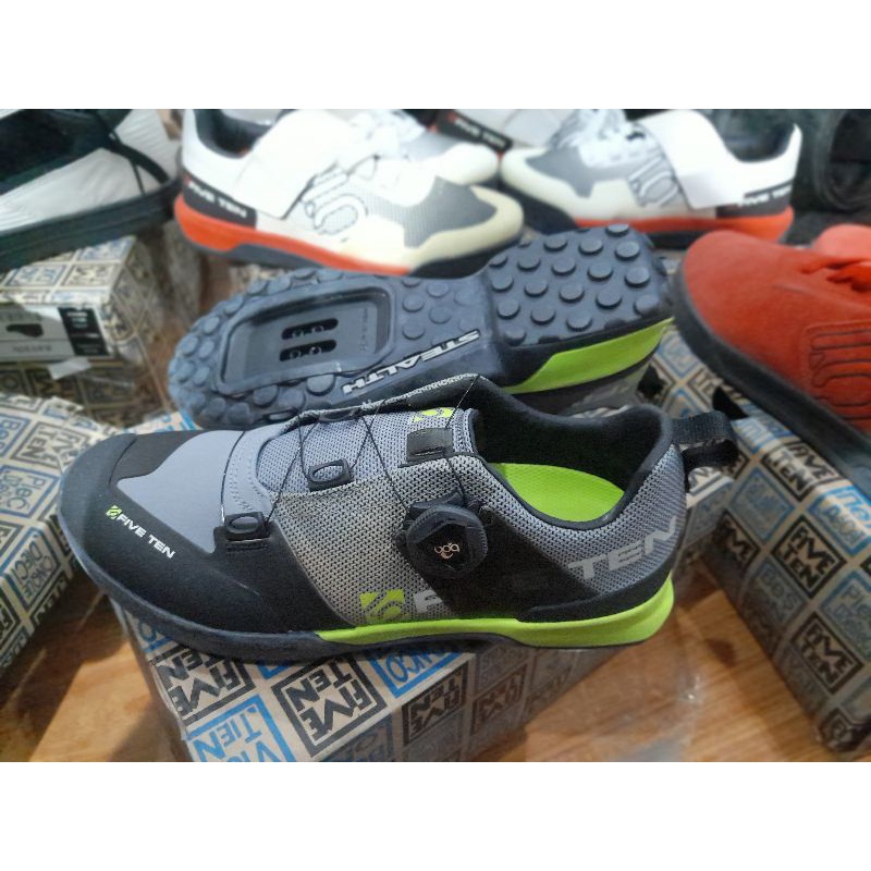 five ten. boa size 40 cleat