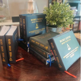 Buku Ende HKBP untuk Anak Sekolah Minggu