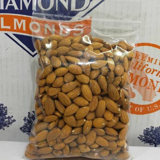 

➴ 500gr ALMOND MENTAH KUPAS uk 27/30 (First Grade) ☊
