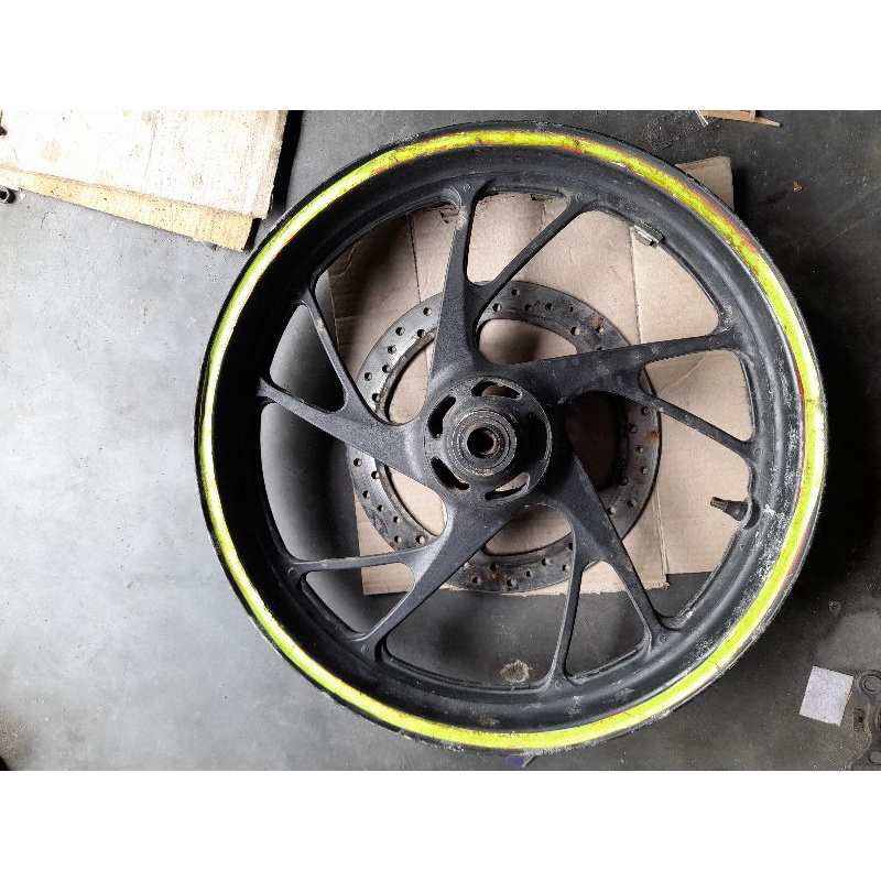 velg velk pelah depan racing honda cbr150 cb150r cbr new original