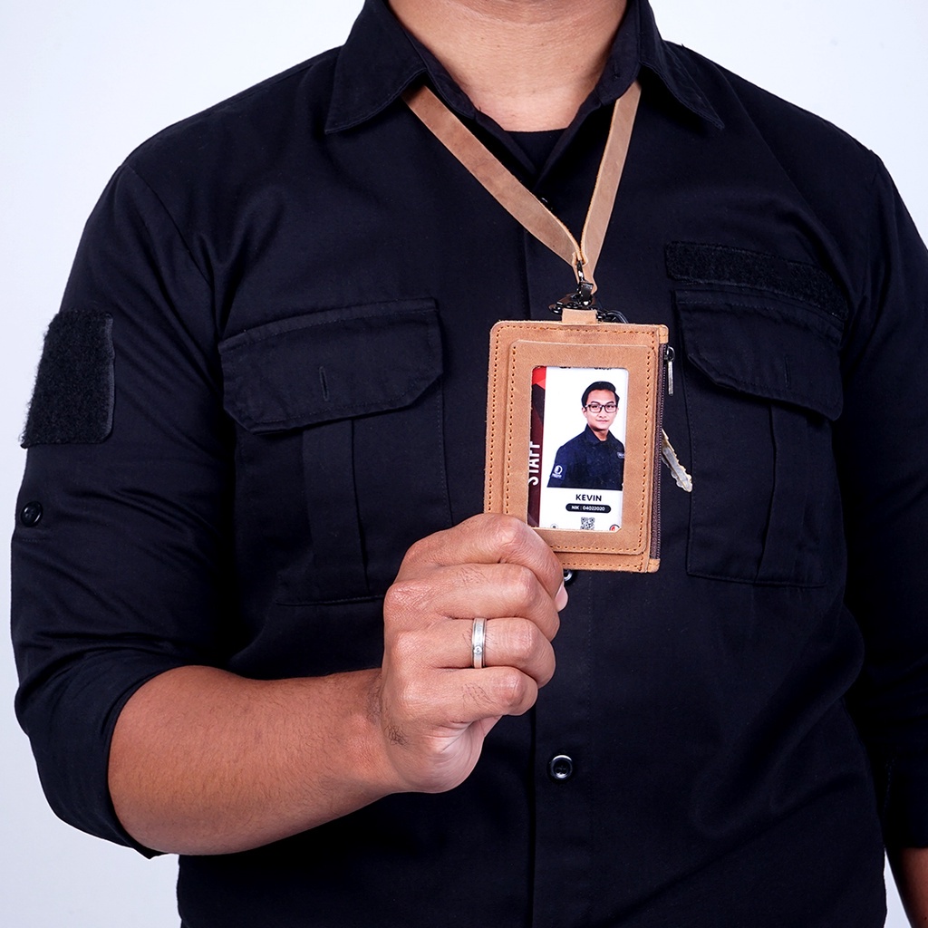 ID02 - NAME TAG ID CARD HOLDER LEATHER PREMIUM MULTIFUNGSI DESIGN elegan dan eksklusif BAHAN KULIT ASLI - by CS1