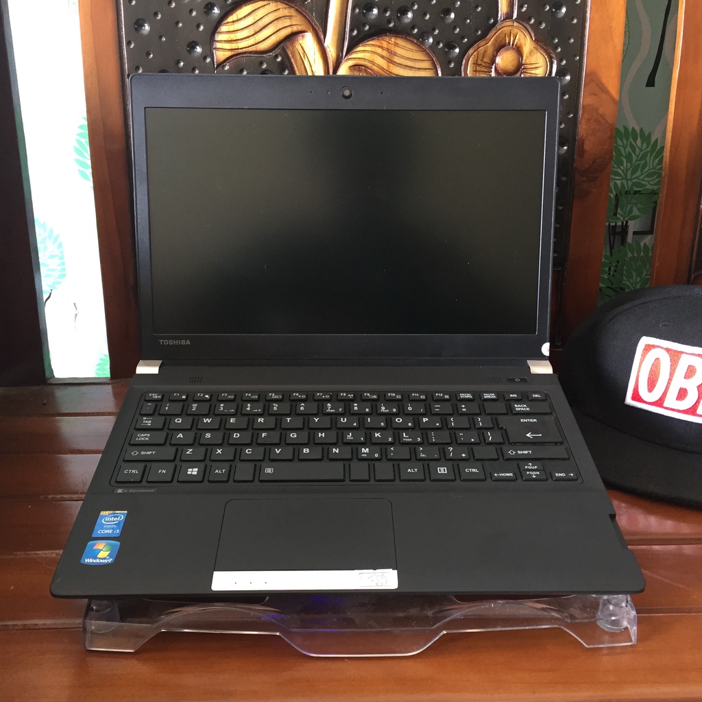 Toshiba Dynabook R734. Core i5. Ram 4/ssd