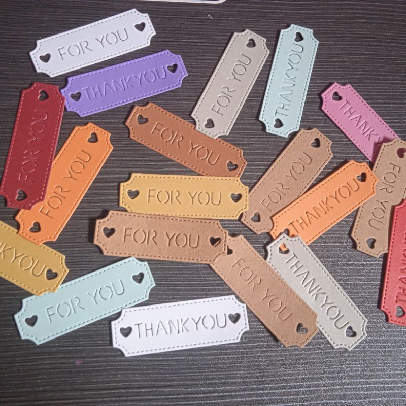 

Kertas Cutting Die "Thank You/For You". Harga Per Set (Isi 50pcs). Bisa untuk Hang Tag Kado / Souvenir.