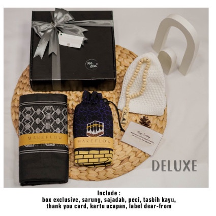 

Hampers Jumatan COWOK Sarung Sajadah Koko GIFT Hampers Lebaran - Paket Deluxe, Kartu Ucapan