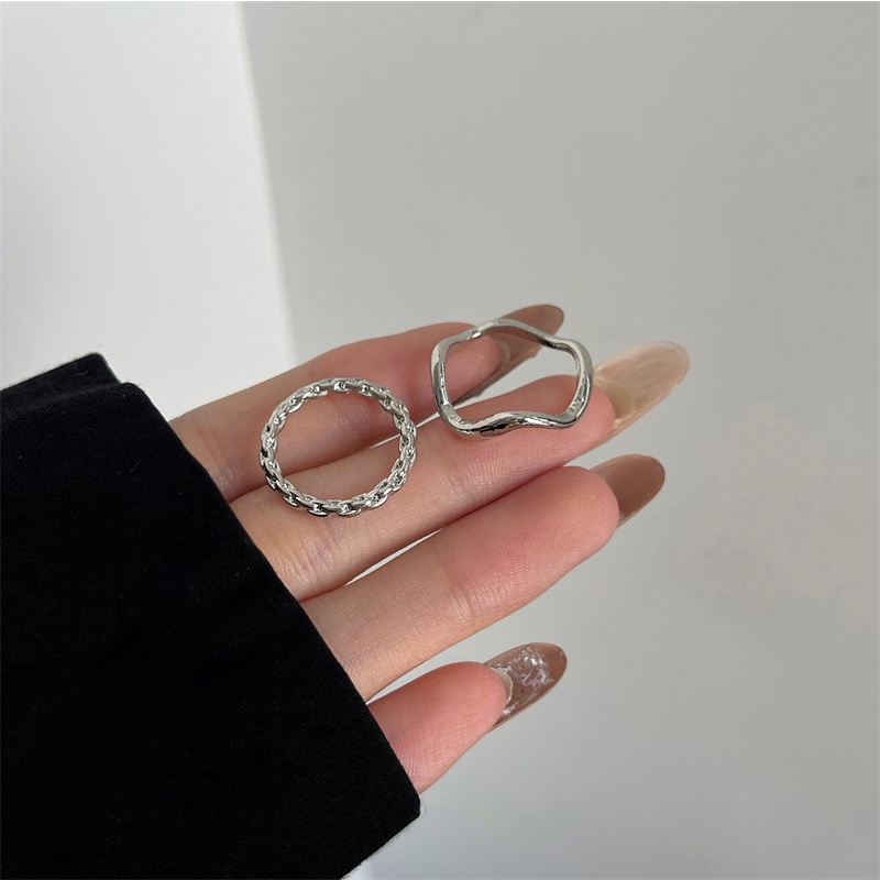 2pcs/set Cincin Logam Tidak Teratur Wanita Cincin Jari Telunjuk Mode Baru