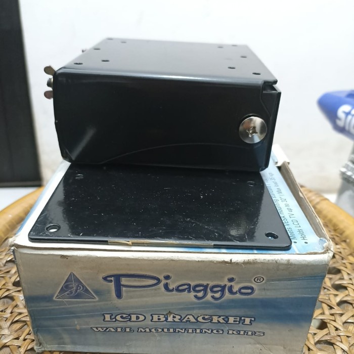 BRACKET TV PIAGGIO