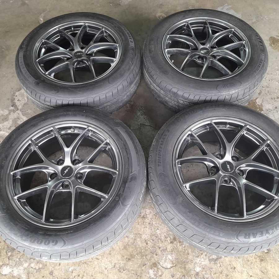 VELG MOBIL SECOND BBS RING 17 LEBAR 7,5 PCD 5X114 ET 35 + BAN 215 60 R17