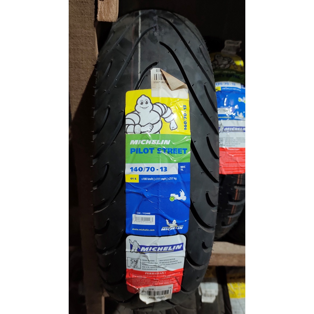 Ban Michelin Ukuran 140/70-13