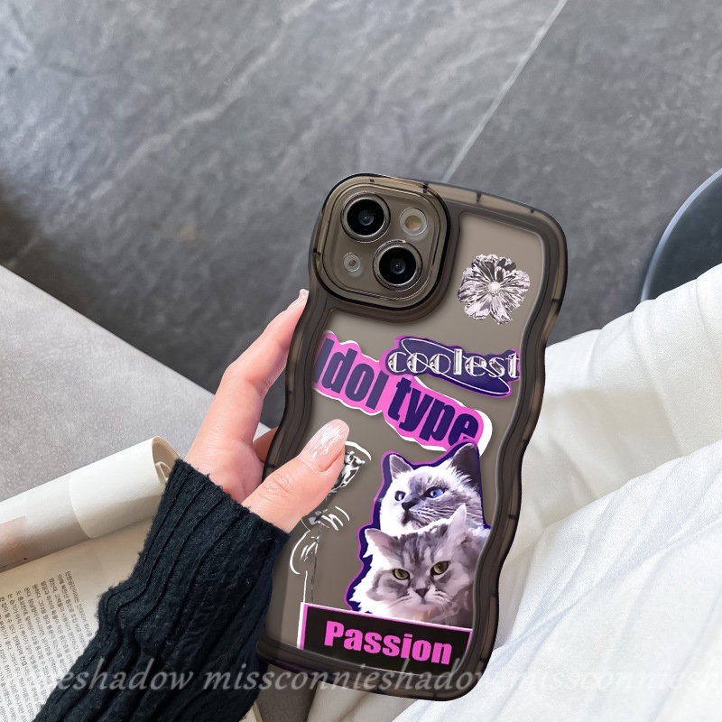 IPHONE Trendy Merek Stiker Label Inggris Ponsel Case Kompatibel Untuk Iphone14 Pro Max XR 6s 6 7 8 14 Plus 11 14 13 12 Pro Max X XS Max SE 2020 Fashion Kucing Keren Bergelombang Tepi Soft Case