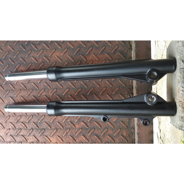 Shock Shok Depan Revo Lama / Fitnew Kode 245