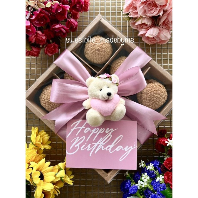 Spesial Valentine Day Birthday Choux Box Birthday Gift Valentine Choux Box Hampers