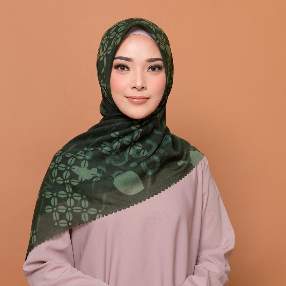 Sale ZM Zaskia Mecca - Kava Dark Green Scarf Kerudung Segi Empat Ultra Sonic