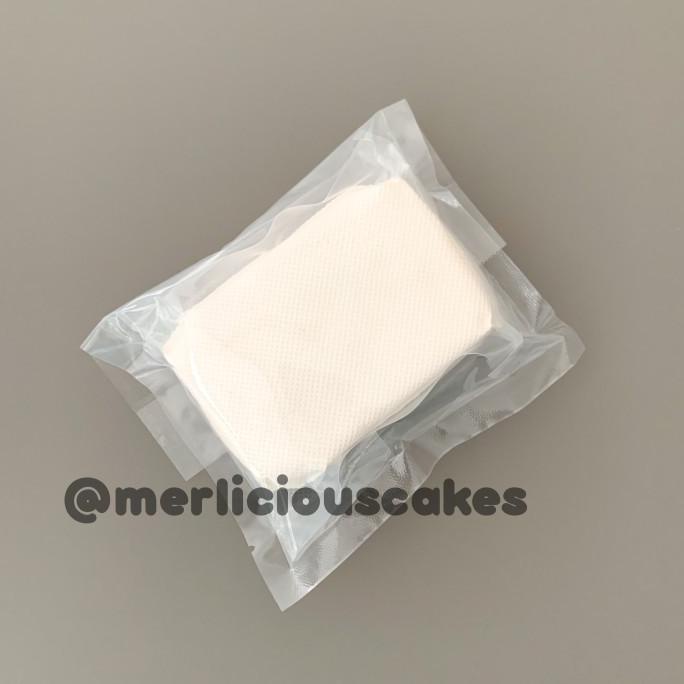 

Gumpaste 240 Gram Putih White
