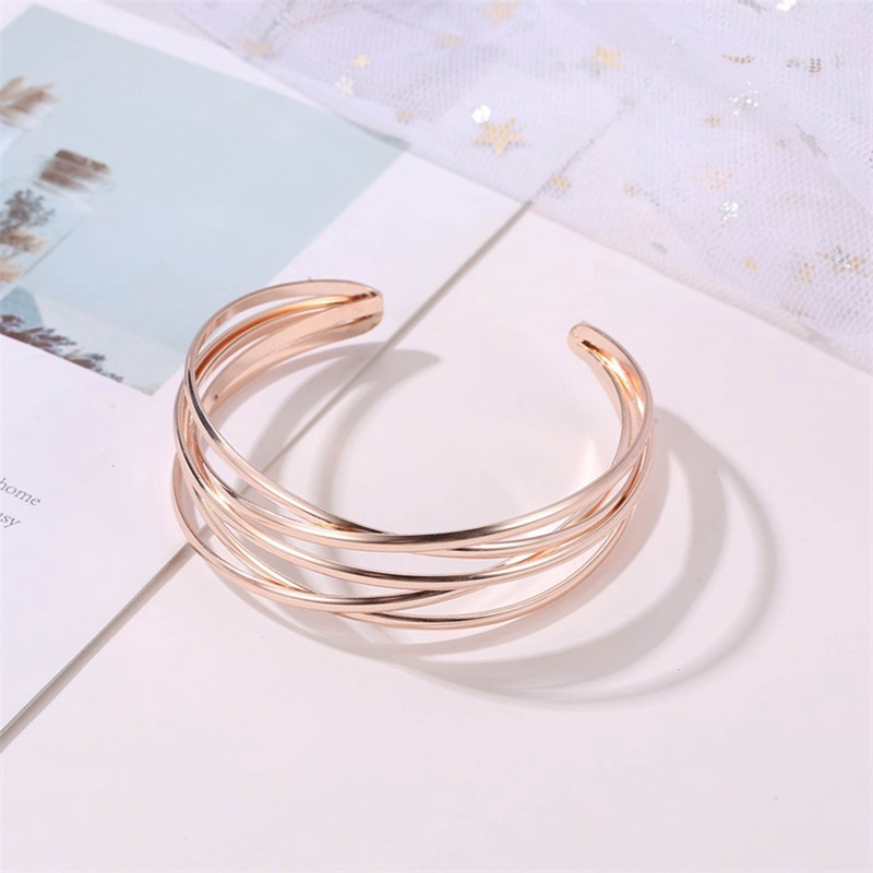 Gelang Terbuka Lebar Pola Segitiga Twist Ganda Geometris Delapan Baris Cross Stainless Steel Bangles Untuk Wanita Pria Fashion Hadiah