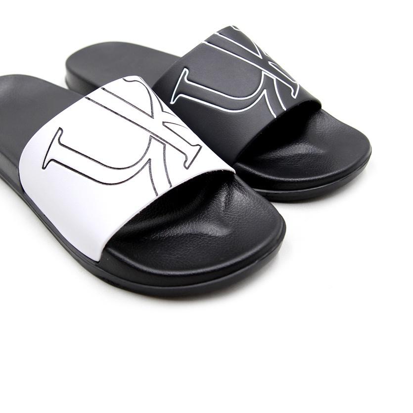 ۝ [ORIGINAL] SANDAL PRIA YONGKI KOMALADI OL-IVN4412-21 HITAM/PUTIH ☇