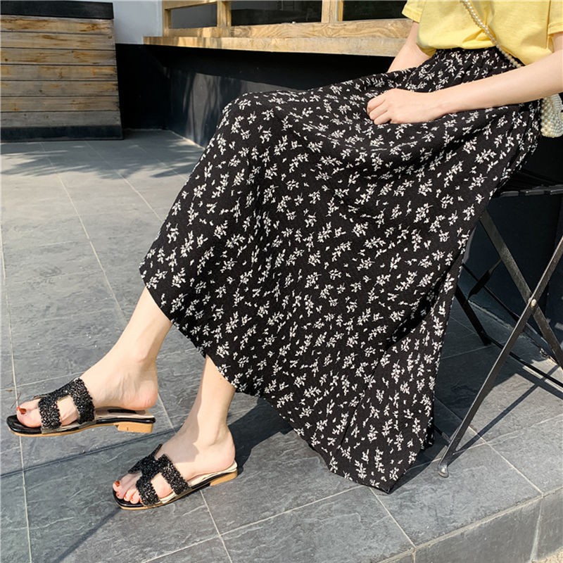 FLORAL SKIRT SAKURA DAMARA ROK / ROK MOTIF BUNGA KOREAN SKIRT part 2-BLACK Damara Skirt