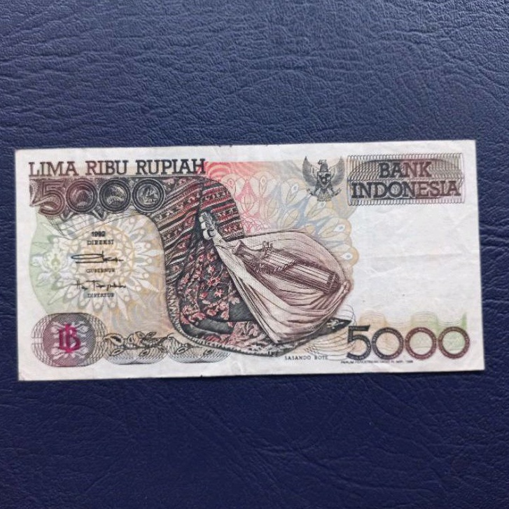 Uang kuno kertas 5000 rupiah sasando emisi 1992
