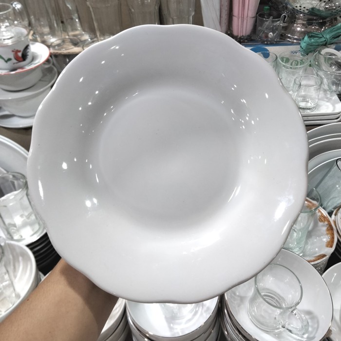 Piring Piring Makan Cekung 9 Inch Polos / Piring Catering Keramik 1 Lusin