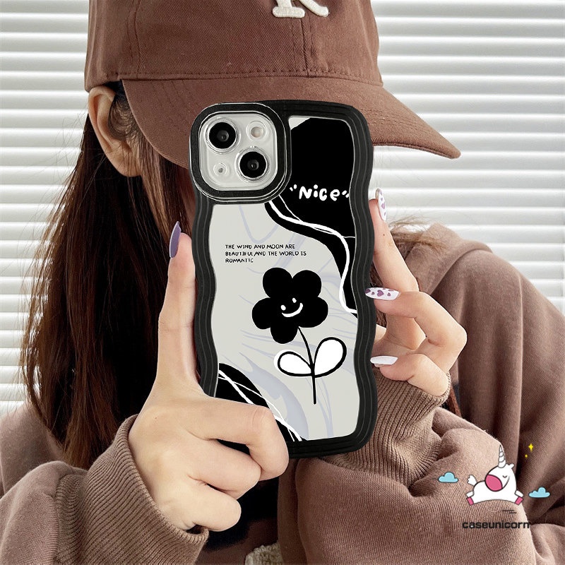 Oppo A17K A54 A95 A17 A15 A16 A57 A12 A78 A55 A96 A3s A5 A9 A76 A16s A74 A52 A5s A7 A16K Reno 8T 8Z 7 8 7Z A77 A77s A1k A53 Bunga Vintage Wavy Edge Black Retro Kupu Soft Sarung