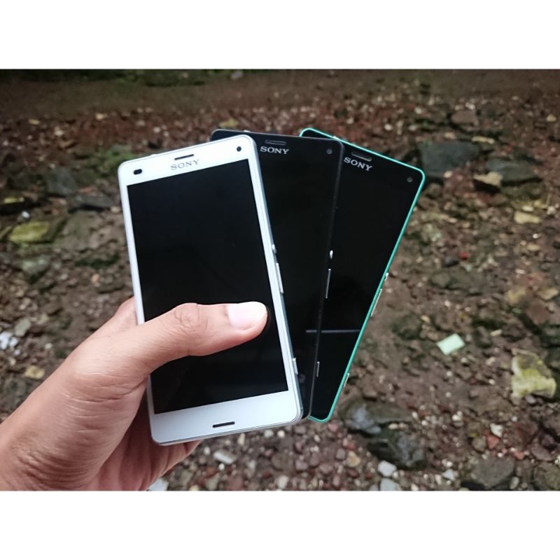 Sony Xperia Z3 Compact Mini Second Bekas Pemakaian Pribadi Seken Murah Mulus