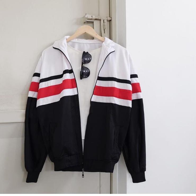 ➥ Jaket tracktop putih hitam garis merah ♣