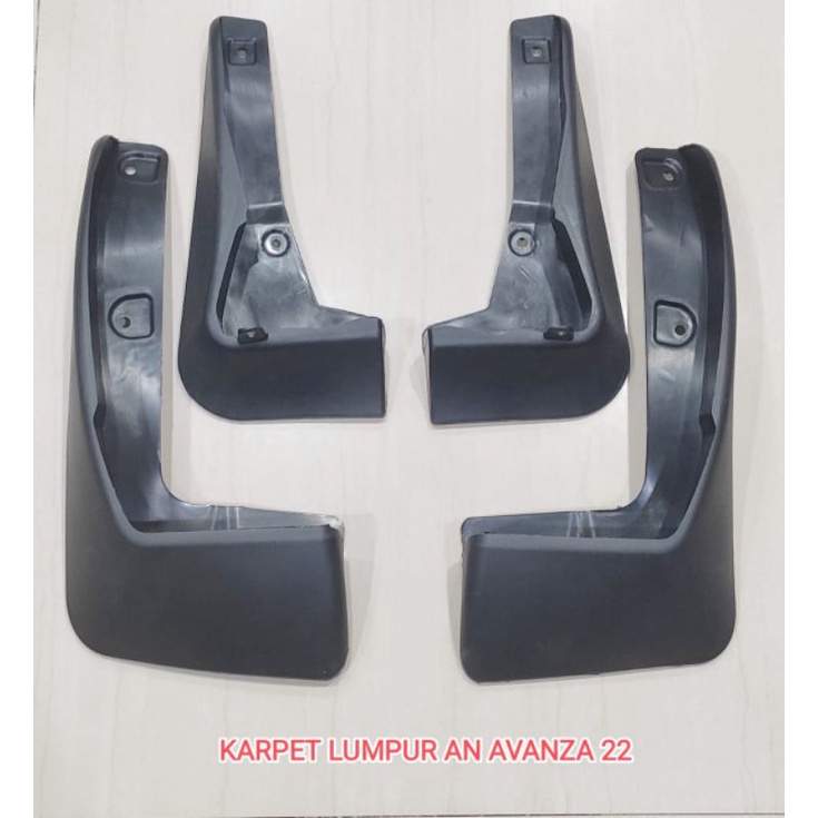 Mudguard/karpet lumpur Avanza 2022.