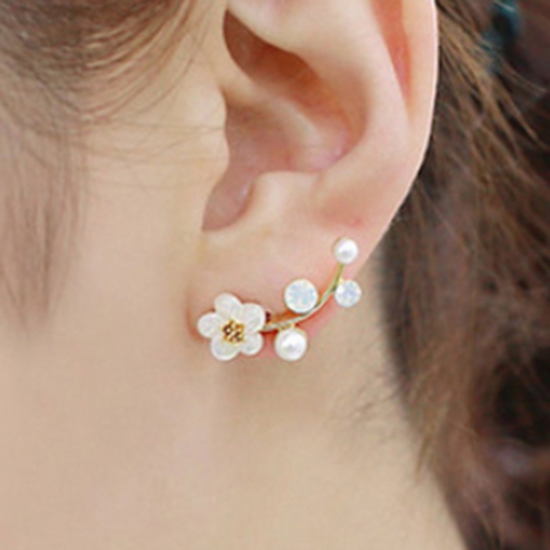 [AYBx] Baju Kaos Distro Pria Wanita Lengan Pendek Fashion Kristal Anting Mutiara Wanita Cabang Shell Pearl Flower Stud Earrings
