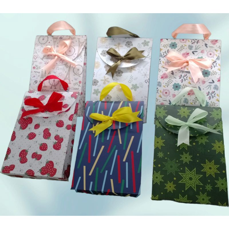 

bungkus kado/paperbag/tas kado/inarity