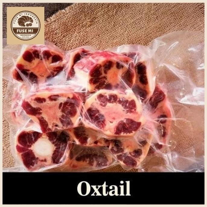 

DAGING OXTAIL BUNTUT SAPI IMPORT AUSTRALIA 1KG HIGH QUALITY H65464UJ