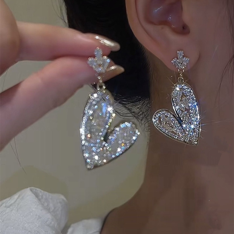 Anting Drop Kristal Baru Dengan Bling Bling Panjang Rumbai Temperamen Wanita Anting Bersinar Perhiasan Pesta Trendi Untuk Wanita