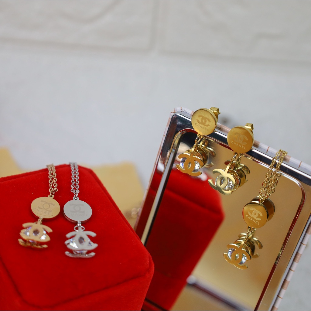 Kalung dan Anting C hoop titanium anti karat harga grosir bisa COD