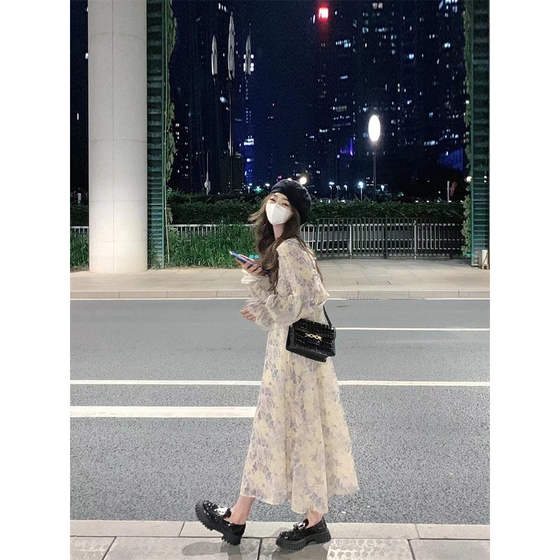 Red Kumikumi angin lembut dasi bunga gaun musim semi wanita rok lengan panjang desain rasa temperamen rok mid-length